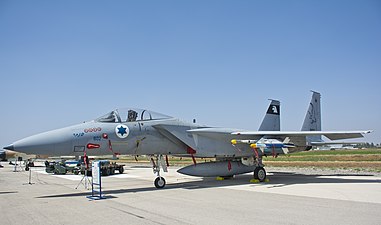 מטוס קרב F-15C בז משופר לעליונות אווירית ולו 4 הפלות.