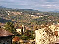 La tour de la Recluse et le bassin de la Beaume vus de Jamelle.