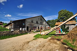 Ferme aux Esserts. Elle fait partie des biens culturels d'importance nationale dans le canton du Jura.