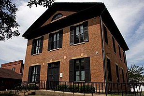 Van Buren County Courthouse in Keosauqua, seit 1977 im NRHP gelistet[1]