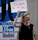 Demonstration gegen Fox News im Juni 2021