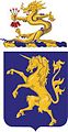 United States 6th Cavalry Regiment – chinesischer Drache im Oberwappen, auf einem Gebinde aufsteigend