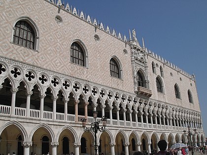 O Palácio dos Doges em Veneza, em Gótico Veneziano (1340–1442)