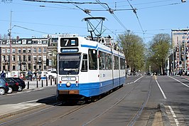 GVB 784 met LED-verlichting op lijn 7 in de Sarphatistraat.