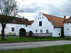 Folk Baroque house in the centre of Lipí