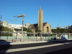 Station de tramway Hôpital Robert Debré.