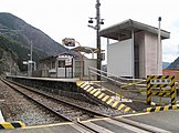 木造待合所撤去前の駅全景（2006年3月）