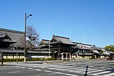 堀川通からの興正寺外観