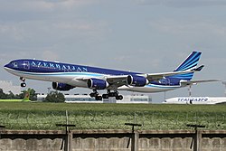 Airbus A340-500 der AZAL