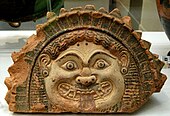 Antefix cu Medusa, secolele al VI-lea sau al V-lea î.Hr., ceramică, în Muzeul Pușkin (Moscova)