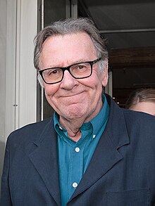 Tom Wilkinson TIFF 2016.jpg