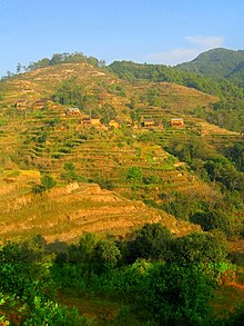 Vista de uma encosta em Nagakot