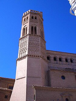 Skyline of Alagón