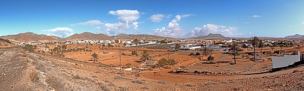 Tuineje village