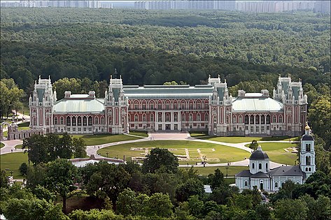 Palácio Tsaritsyno, perto de Moscou, construído por Catarina, a Grande (1776-1796)