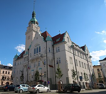 L'hôtel de ville.