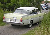 Vauxhall Cresta (1957)