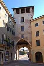 Torre del Puente de Piedra.