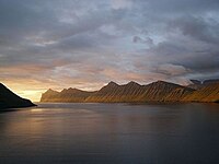 Côte ouest de Kalsoy.