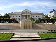 Le Palais de Justice.