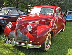 Coupé de 1939 avec sa grille en "cascade"