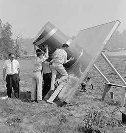 Preliminary satellite tracking tests in a field near Jet Propulsion Laboratory[27]