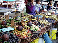 Le marché.