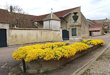 Prez-sous-Lafauche Vieille fontaine.jpg