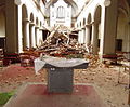 L'intérieur de la collégiale après le passage de la tempête.