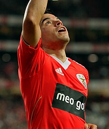 Saviola tähistamas väravat Benfica eest 2011. aastal