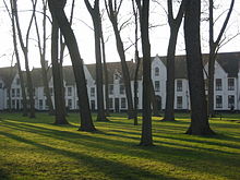 Brugge beguinage.JPG