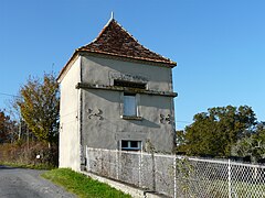 Le pigeonnier de la Cave.