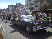 Desfile da Chocofest com coelhos em 2014.