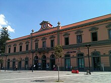 Facciata Stazione di Aversa.jpg