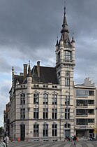 Ancien hôtel des Postes, Place Verte (Ville-Basse) construit en 1907[127].