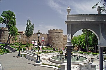 Filarmoniya bağı