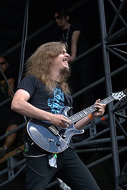 líder skupiny Opeth spevák a gitarista Mikael Åkerfeldt