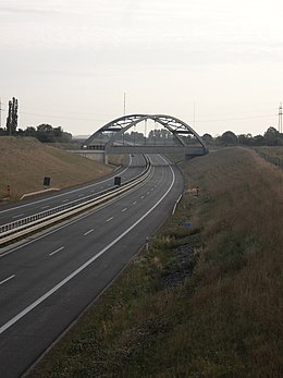 A39-eisenbahnbruecke-schandelah-1.JPG