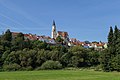 Pohled na centrum města od řeky Náby