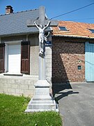 Calvaire remplaçant une chapelle détruite.