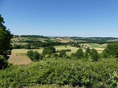 Castelnaud-de-Gratecambe dans le nord-est.