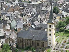 Ort mit Sankt Laurentius-Kirche