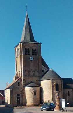 Skyline of Augy-sur-Aubois