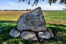 Gedenkstein zur Erinnerung des untergegangenen Elbedorfes Heydebleck.