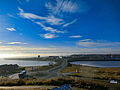 Blick auf den Ringkøbing Fjord, Hvide-Sande-Kanal und den Hafen.