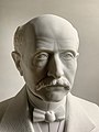 Max Planck, Porträtbüste Marmor, Ausschnitt (Walhalla)