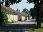 Arbetarbostäder avsedda för två familjer vid Österbybruk. Foto 2010.