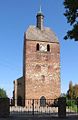 Dorpskerk te Bardenitz (13e eeuw), de enige van baksteen gebouwde kerk in de streek