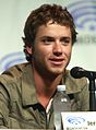 Jeremy Sumpter interpreta J.D. McCoy