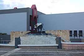 Sculpture on Paseo de las Artes.